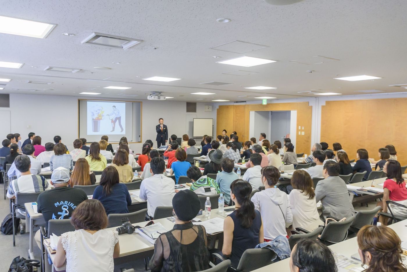 セミコン大阪大会で、このお話をしたときの様子